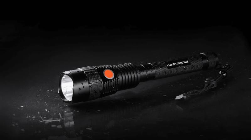  VitalTac Flashlight – The All-Around Best Flashlight We’ve Tested